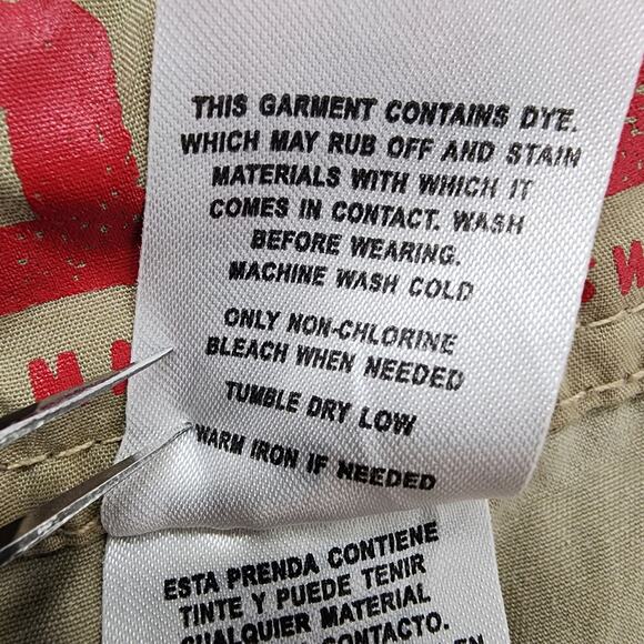 Unionbay Shorts Mens 42 Tan Khaki Cargo Casual Hiking Utility UB Outdoors Y2K - Picture 8 of 15